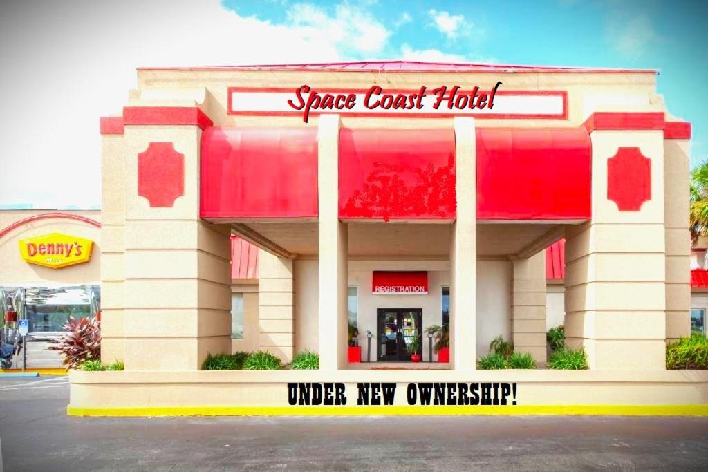 Space Coast Hotel Titusville Exteriör bild